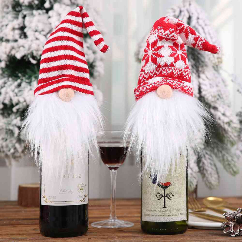 Assorted 2-Piece Wine Bottle Covers - ReesENT