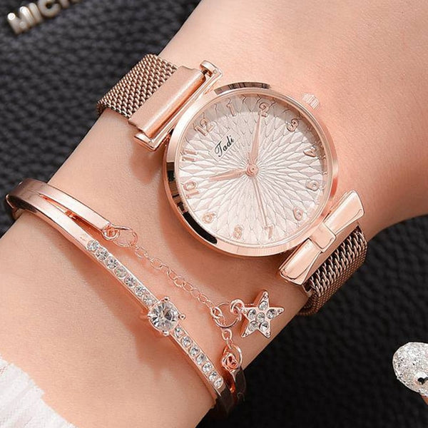 Luxury Magnetic Quartz Bracelet Watches - ReesENT